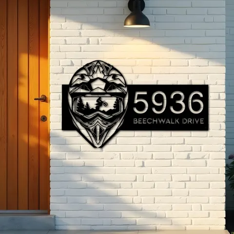 Vue alternative de Custom Metal Helmet motocross biker Metal Address Sign, House number, Outdoor Number Signage, Yard Sign Address Plate