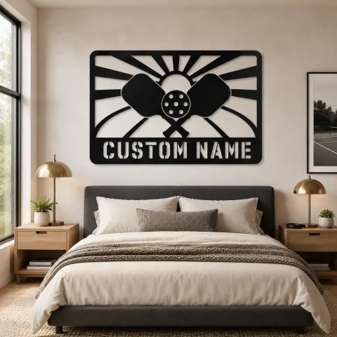 Vue alternative de Décoration murale en métal personnalisée Raquette de Pickleball avec Lever du Soleil