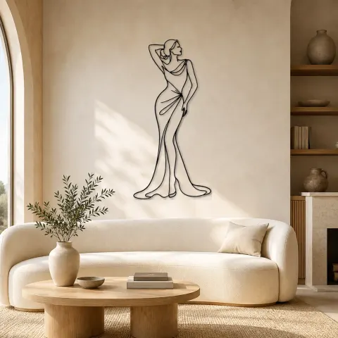 Décoration murale en métal pose de robe drapée bras levés | Décor mural figure de mode