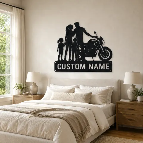 Vue alternative de Décoration murale en métal personnalisée pour famille de quatre avec moto moderne