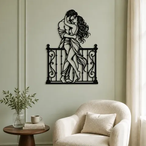 Vue alternative de Balcony Embrace Metal Wall Art | Romantic Couple Decor