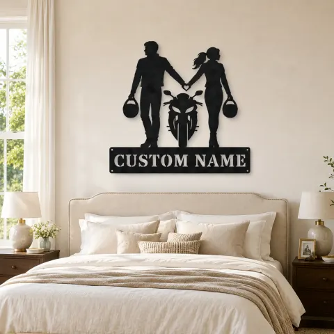 Vue alternative de Décoration murale en métal personnalisée Couple Tenant des Casques