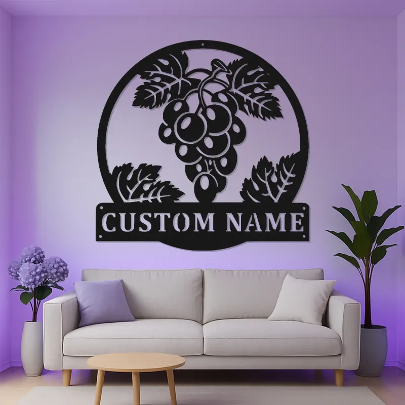 Insegna personalizzata per vigneto con grappoli d’uva | Arte murale in metallo LED per cantina o cucina | Regalo personalizzato per chi ama il vino