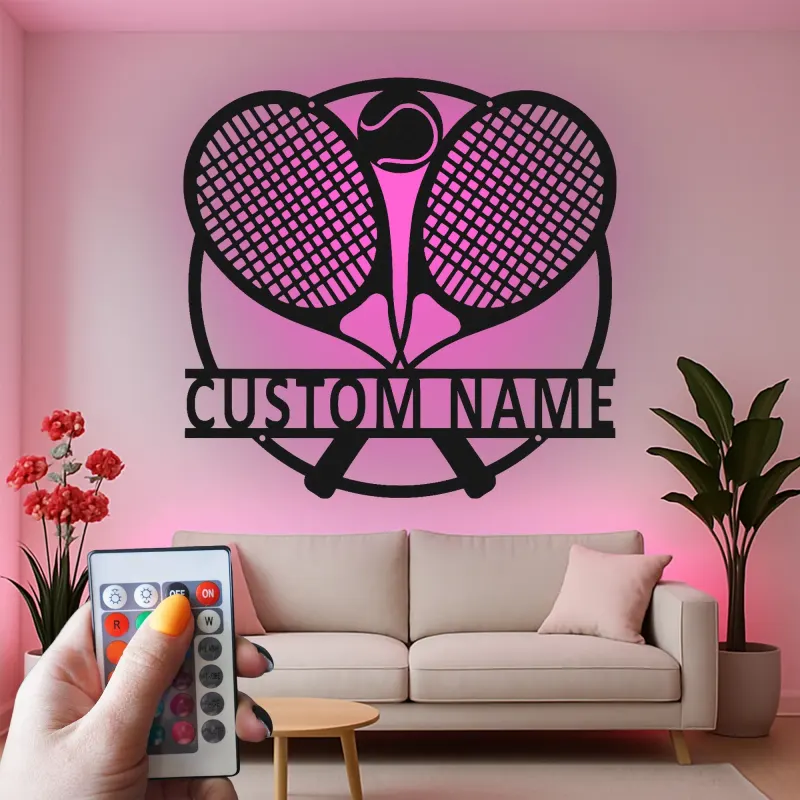 Enseigne LED en métal raquette de tennis personnalisée | Art personnalisé avec nom de joueur | Décor sportif lumineux | Art mural pour salle de jeux