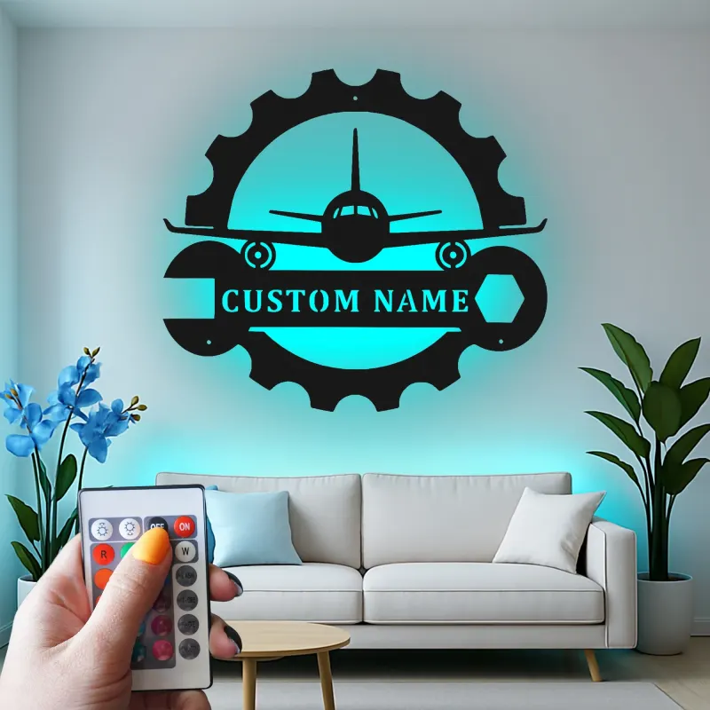 Personalisierte LED-Leuchte aus Metall mit Flugzeug und Zahnrad – Ein einzigartiges Geschenk für Piloten, ideal für Hangar oder Büro