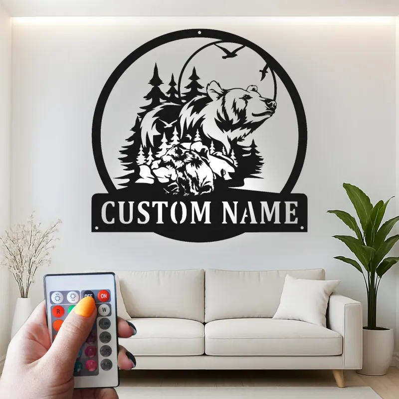 Insegna in metallo personalizzata con scena del bosco e orso retroilluminata, regalo di fauna selvatica per decorare la cabina rustica