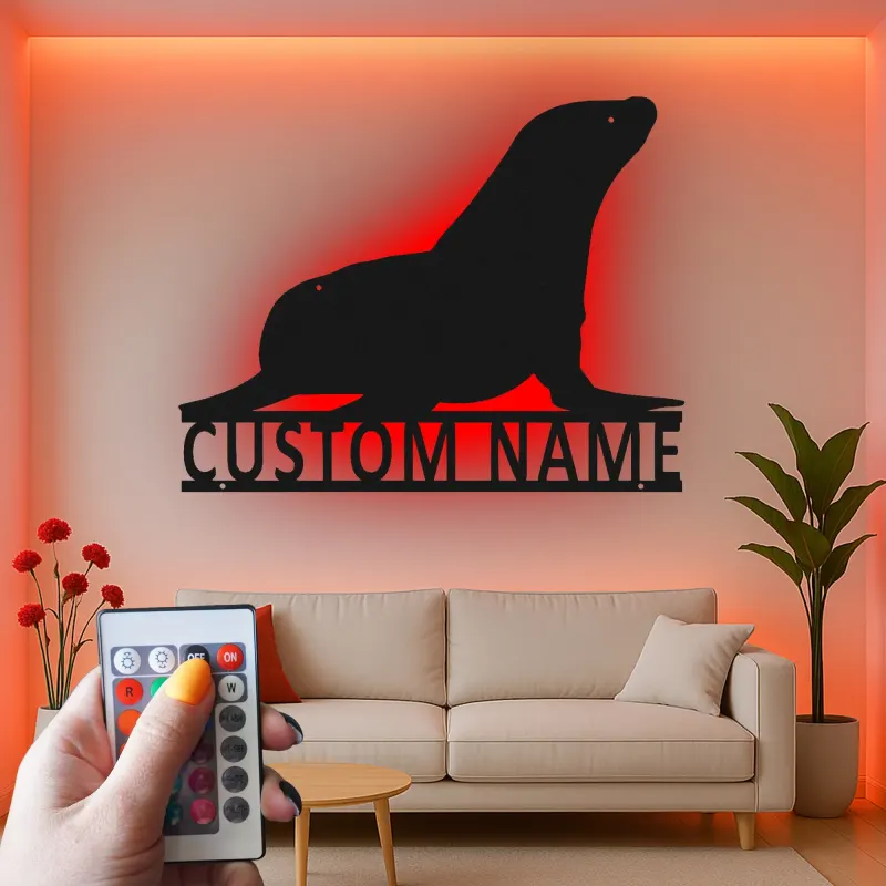 Arte in Metallo con Leoni Marini Personalizzati | Insegna con Nome LED per Casa al Mare | Decorazione di Animali Marini Costiera