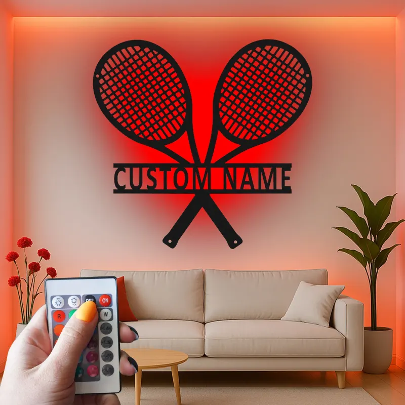 Enseigne LED personnalisée raquettes de tennis | Décoration murale en métal personnalisée | Décor sportif premium | Cadeau pour coach et enseigne de salle de jeux