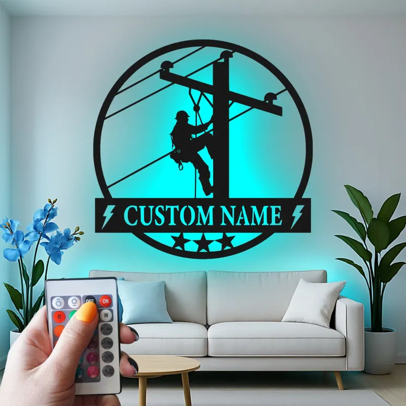 Décoration murale LED en métal Lineman | Cadeau personnalisé pour électricien | Plaque prénom sur mesure pour agent de réseau | Déco de man cave