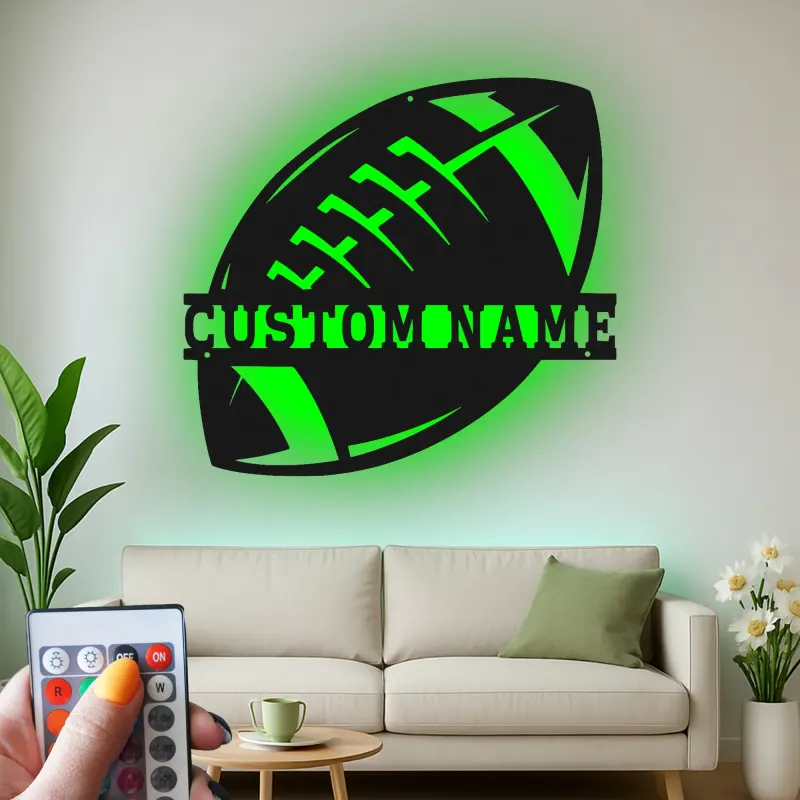 Insegna personalizzata con nome per football | Arte murale in metallo LED | Regalo personalizzato per atleta | Arredo per sala giochi e cameretta ragazzi