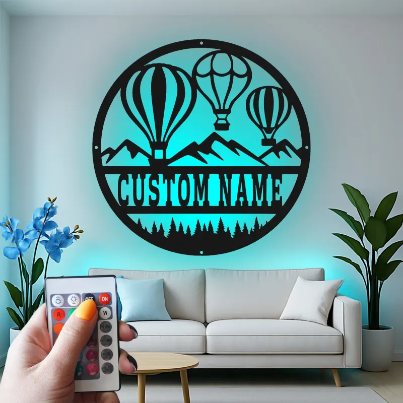 Personalisierte Heißluftballon-Schild | Individuelle Berg-Metall-Wandkunst | Kinderzimmer- und Wohnzimmer-Dekoration mit LED-Lichtern | Geschenk für Abenteuerlustige