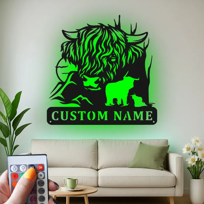 Decoración mural de metal LED de vaca de las Highlands | Decoración farmhouse personalizada | Letrero rústico a medida para amantes de los animales