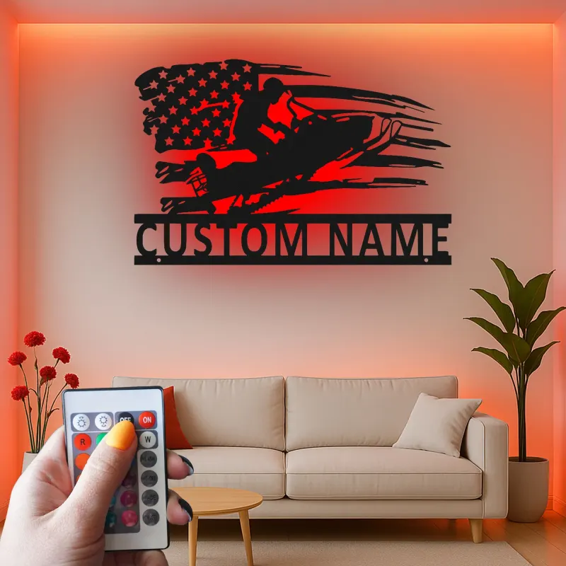 Personalisiertes Schneemobil LED-Schild | Metall-Wandkunst mit amerikanischer Flagge | Individuelle Garagendekoration für Wintersportfans