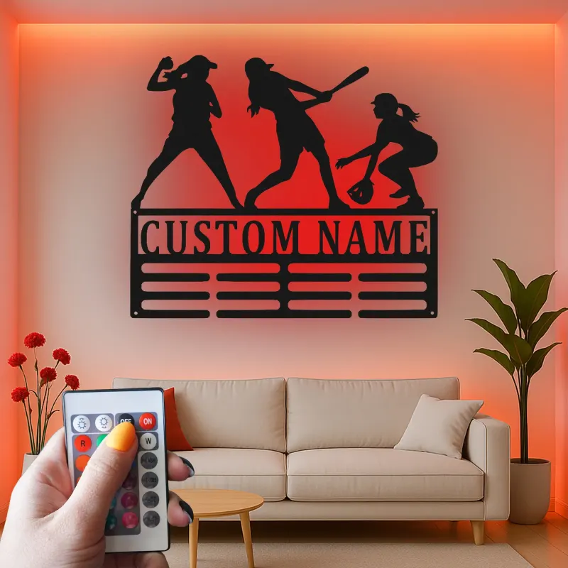 Panneau personnalisé de nom de softball avec LED | Support de médaille en métal sur mesure | Cadeau pour joueur | Décoration de chambre pour filles