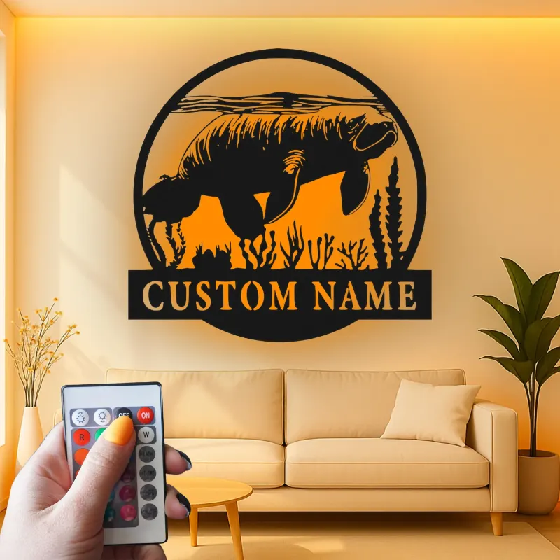 Arte mural de metal de manatí con LED | Cartel de nombre de vaca marina personalizado | Decoración náutica para casa de playa | Regalo de manatí de Florida