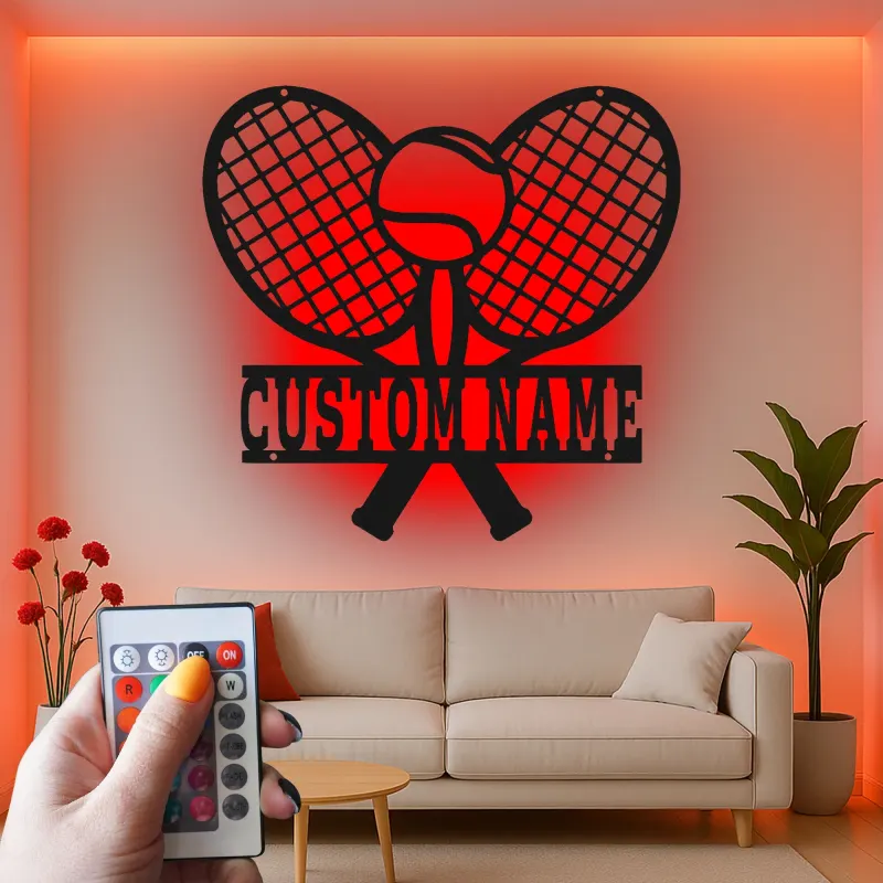 Insegna LED personalizzata con racchetta da tennis | Decorazione murale in metallo personalizzata | Arredo per stanza sportiva | Regalo premium per giocatori