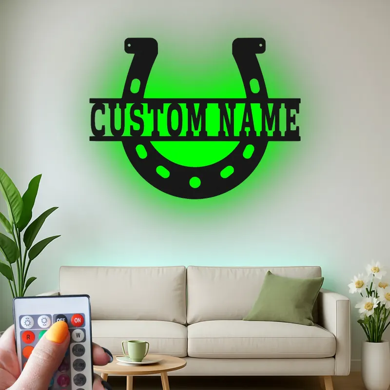 Panneau de Fer à Cheval Personnalisé | Art Métallique LED pour Grange & Ranch | Décor Équestre Personnalisé | Lumière Accent de Ferme Rustique