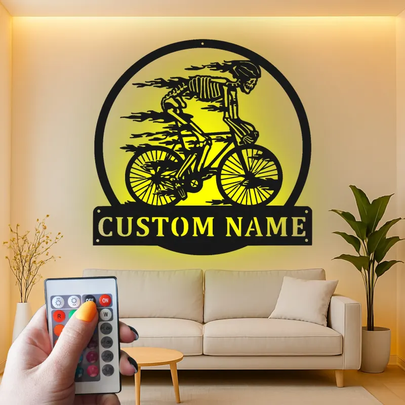 Personalisierte Skelett Radfahrer Metalltafel | LED Wandkunst für Männerhöhlen | Individuelles Biker Geschenk | Gruselige Fahrrad Dekoration