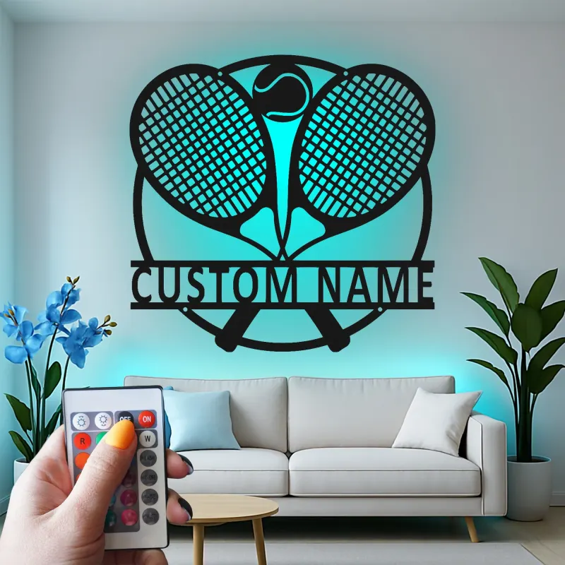 Enseigne LED en métal raquette de tennis personnalisée | Art personnalisé avec nom de joueur | Décor sportif lumineux | Art mural pour salle de jeux