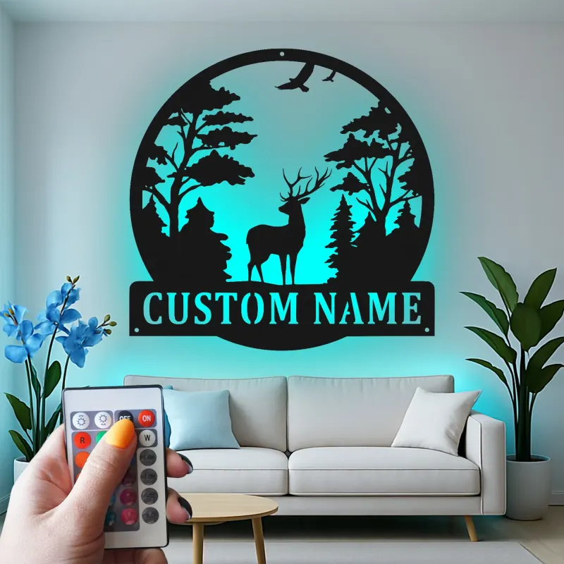 Insegna in metallo personalizzata con scena di cervo e luce LED, regalo per amanti della natura, decorazione per cabine o lodge