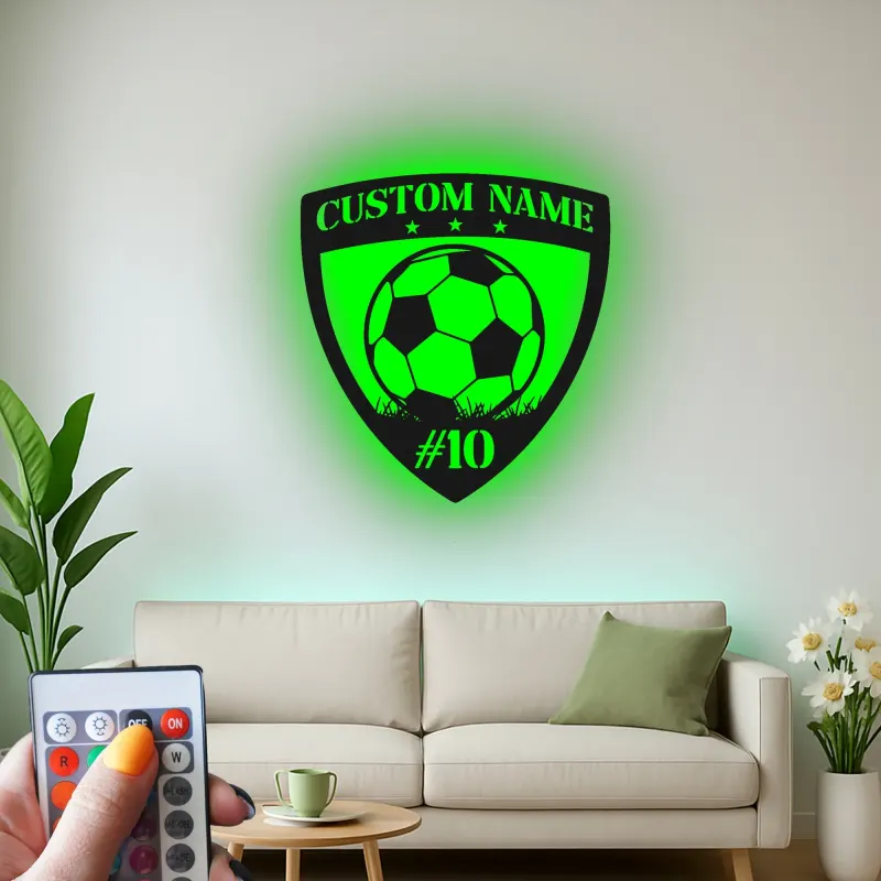 Cartel LED de escudo de fútbol personalizado | Arte mural de metal personalizado para habitación de niños | Regalo de decoración deportiva con nombre y número de jugador