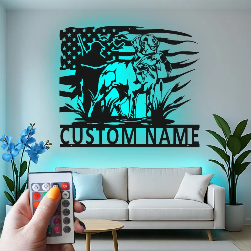 Insegna LED Personalizzata con Cacciatore e Cane da Caccia | Arte Personalizzata con Labrador Retriever | Regalo Patriottico per Cacciatori | Decorazione con Bandiera Americana
