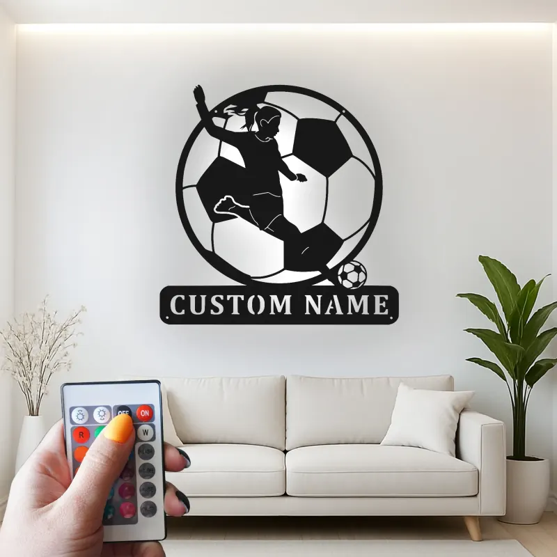 Cartel de metal personalizado de jugadora de fútbol femenino con luz LED, regalo personalizado para aficionados al fútbol, decoración para sala de deportes