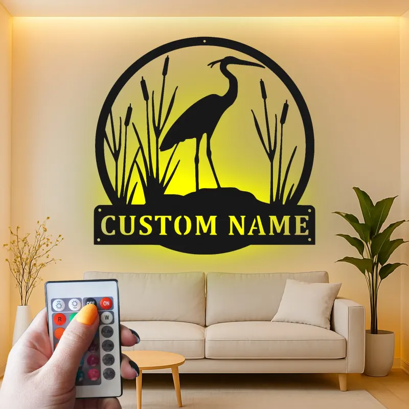 Insegna in metallo personalizzata con Airone e luci LED | Arte murale di fauna selvatica personalizzata | Decorazione per patio esterno per casa al lago | Regalo per amanti degli uccelli
