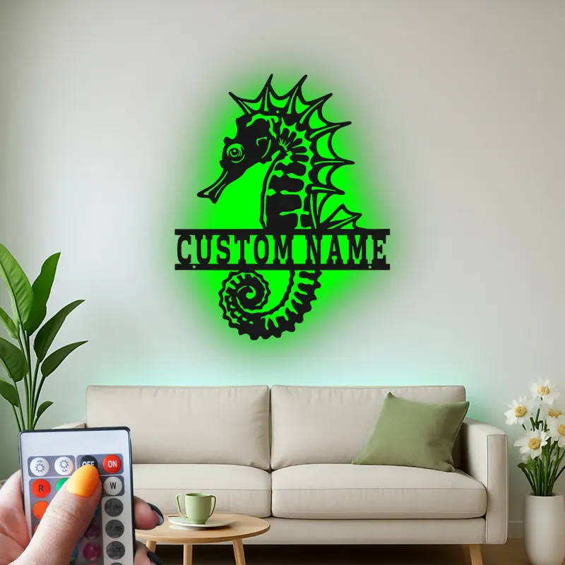 Insegna in metallo personalizzata con cavalluccio marino e LED | Arte murale nautica personalizzata | Decorazione per casa al mare e targhetta per soggiorno costiero