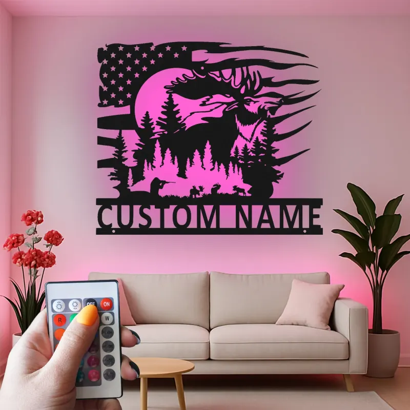 Insegna in metallo personalizzata con alce | Arte da parete faunistica LED con bandiera americana | Decorazione e regalo per cabin di cacciatori