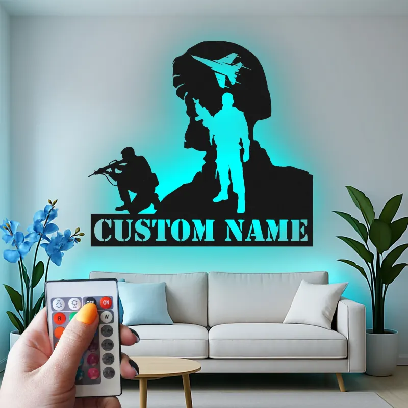 Personalisierter Soldat Silhouette Metall Schild | LED Militär Wandkunst | Benutzerdefinierte Veteranen Namensplakette | Patriotische Army Deko