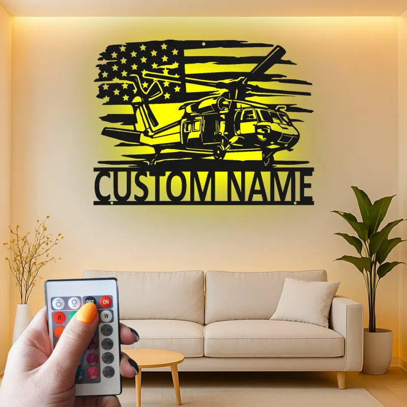LED-Schild Black Hawk Helicopter | Personalisiertes Metallschild | Militärische Dekoration für Piloten | Patriotisches Geschenk für die Luftfahrt
