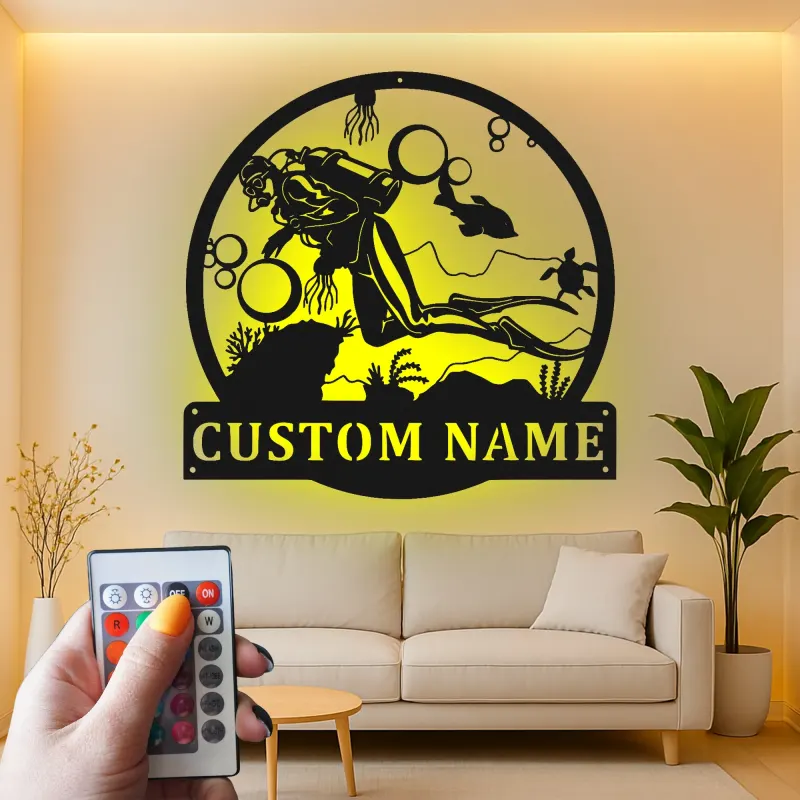 Insegna in Metallo Personalizzata per Subacqueo | Arte da Parete LED Oceanica | Targa Nome Personalizzata per Regalo per Subacqueo | Decorazione Nautica per Casa e Ufficio