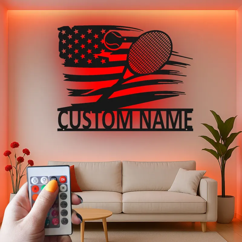 Cartel de nombre de tenis personalizado | Arte mural de metal con bandera americana y LED | Regalo personalizado para jugador de tenis | Decoración deportiva patriótica