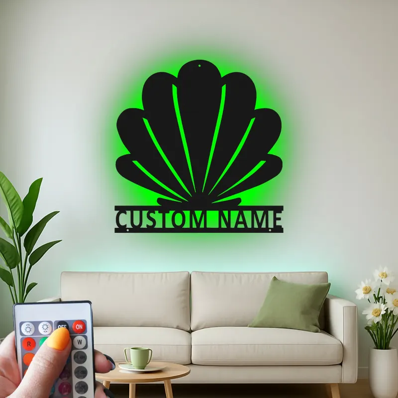 Art Murale en Métal Coquille Saint-Jacques | Décor Personnalisé Maison de Plage | Panneau de Nom Nautique Personnalisé avec LED
