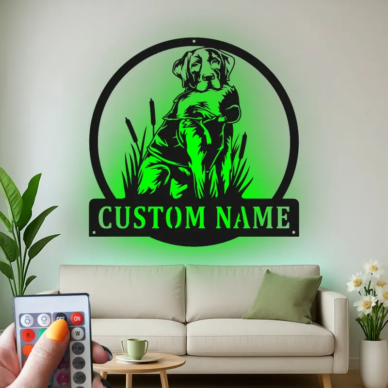 Arte da Parete in Metallo Personalizzata Labrador Retriever | Silhouette di Cani da Caccia LED | Regalo Personalizzato per Cacciatori e Decorazione per Baita