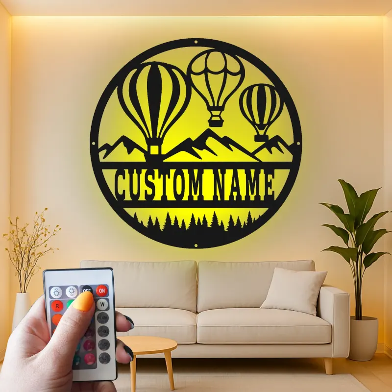 Personalisierte Heißluftballon-Schild | Individuelle Berg-Metall-Wandkunst | Kinderzimmer- und Wohnzimmer-Dekoration mit LED-Lichtern | Geschenk für Abenteuerlustige