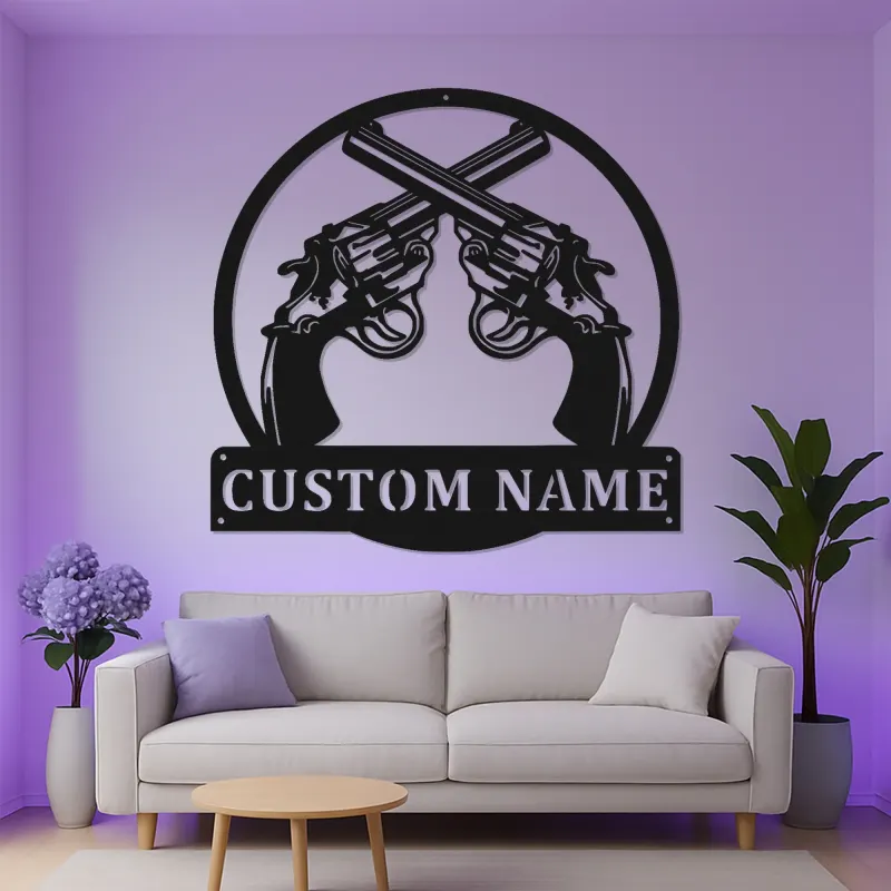 Personalisierte Metalltafel mit gekreuzten Revolvern | LED-beleuchtete Wandkunst für den Männerraum | Vintage Waffenzimmer Dekor | Einzigartiges Geschenk für Ihn