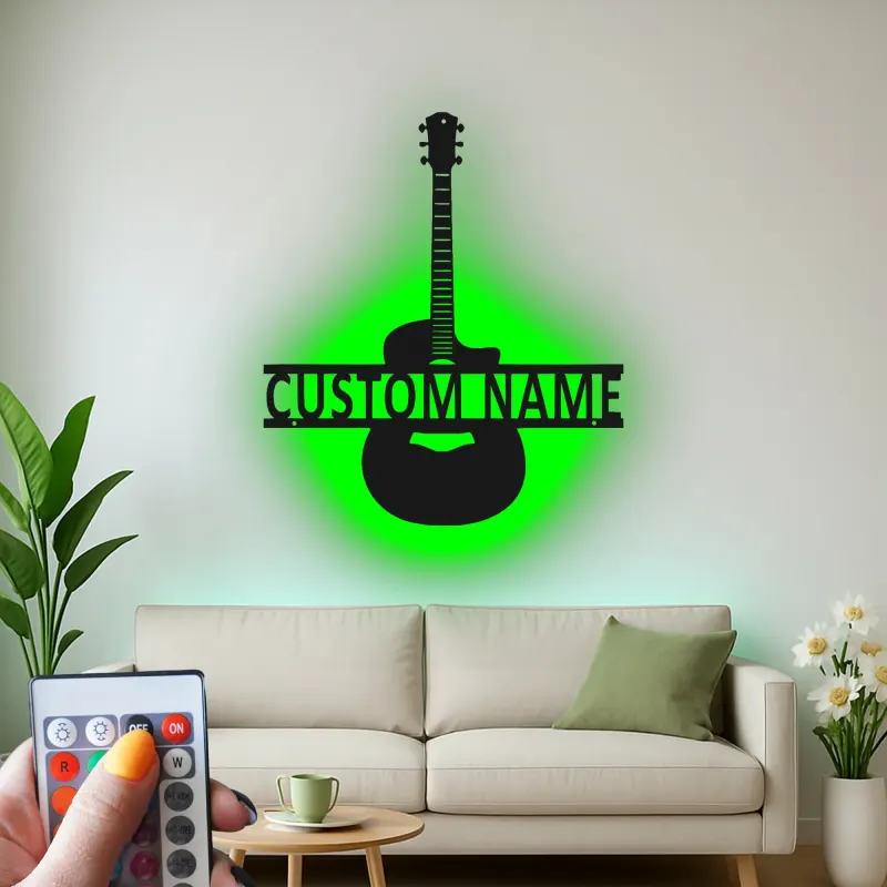 Insegna LED personalizzata a forma di chitarra | Arte murale con nome del musicista | Decorazione in metallo per studio musicale | Regalo per chitarristi