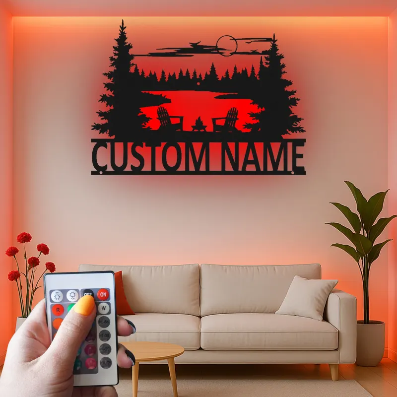 Personalisiertes Schild für das Ferienhaus | LED Metall-Wandkunst mit Adirondack-Stühlen | Individuelles Geschenk für die Hütte