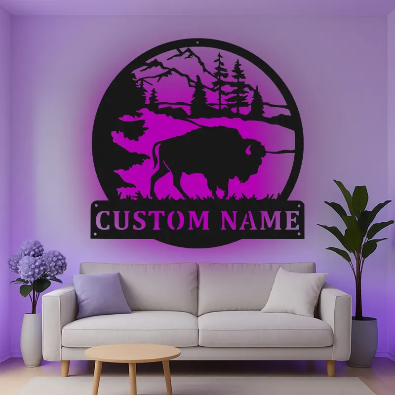 Personalisierte Bison-Bergszene LED-beleuchtetes Metallschild Geschenk für Naturliebhaber Rustikale Hütten-Dekoration