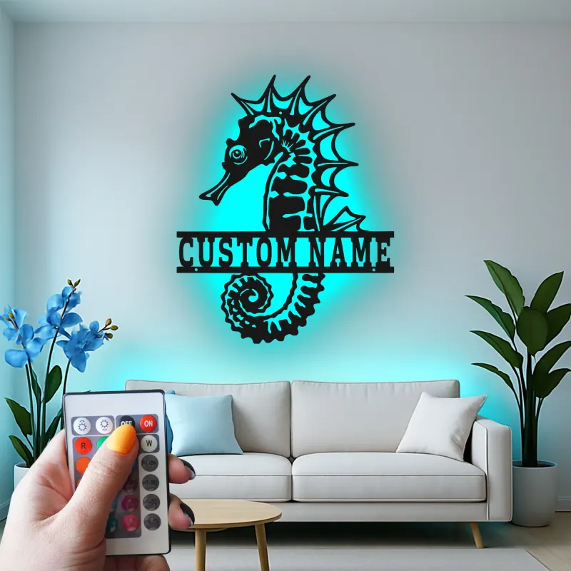 Insegna in metallo personalizzata con cavalluccio marino e LED | Arte murale nautica personalizzata | Decorazione per casa al mare e targhetta per soggiorno costiero