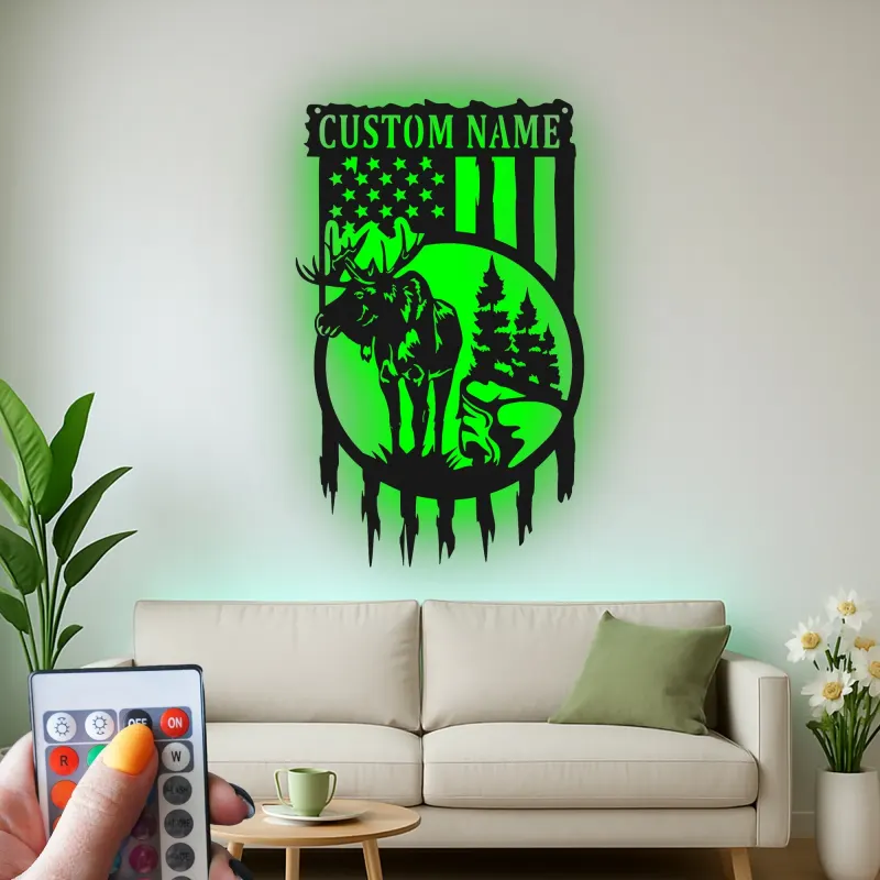 Letrero LED personalizado con alce y bandera estadounidense | Arte mural de metal personalizado | Decoración rústica para cabaña para amantes de la vida al aire libre