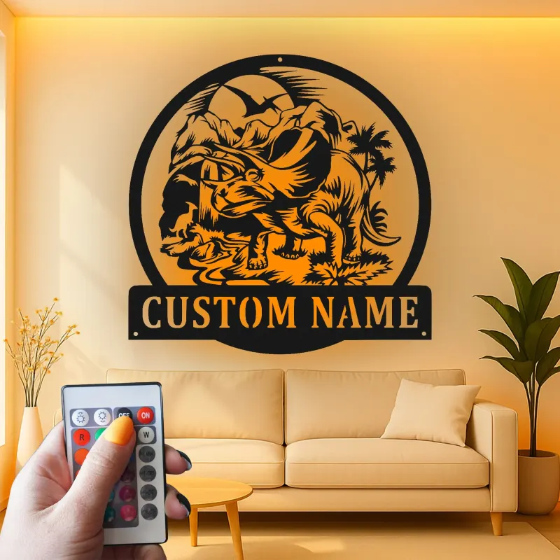 Personalisiertes Triceratops LED Licht Metallschild Geschenk für Kinderzimmer Dekor für Dinosaurierliebhaber