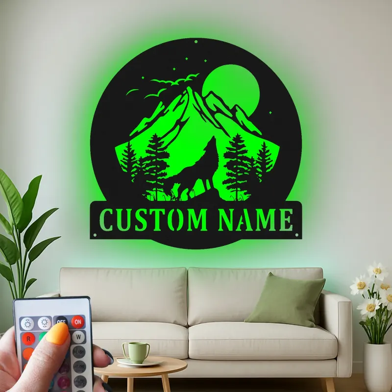 Personalisierte Wolf-Bergszene LED-Licht Metall-Wandkunst Geschenk für Naturliebhaber Rustikale Cabin-Dekoration 3