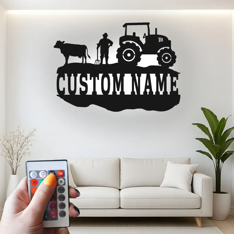 Insegna in metallo personalizzata con trattore e LED | Decorazione murale farmhouse su misura | Arredo rustico da fienile per ranch | Regalo per agricoltore