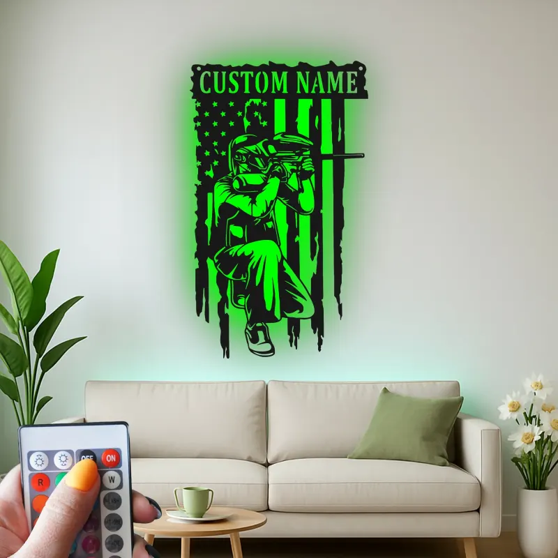 Panneau Personnalisé Joueur de Paintball | Décoration Murale en Métal Rétroéclairée avec Drapeau Américain | Décor de Salle de Jeu avec Nom Personnalisé | Cadeau pour Paintballeur