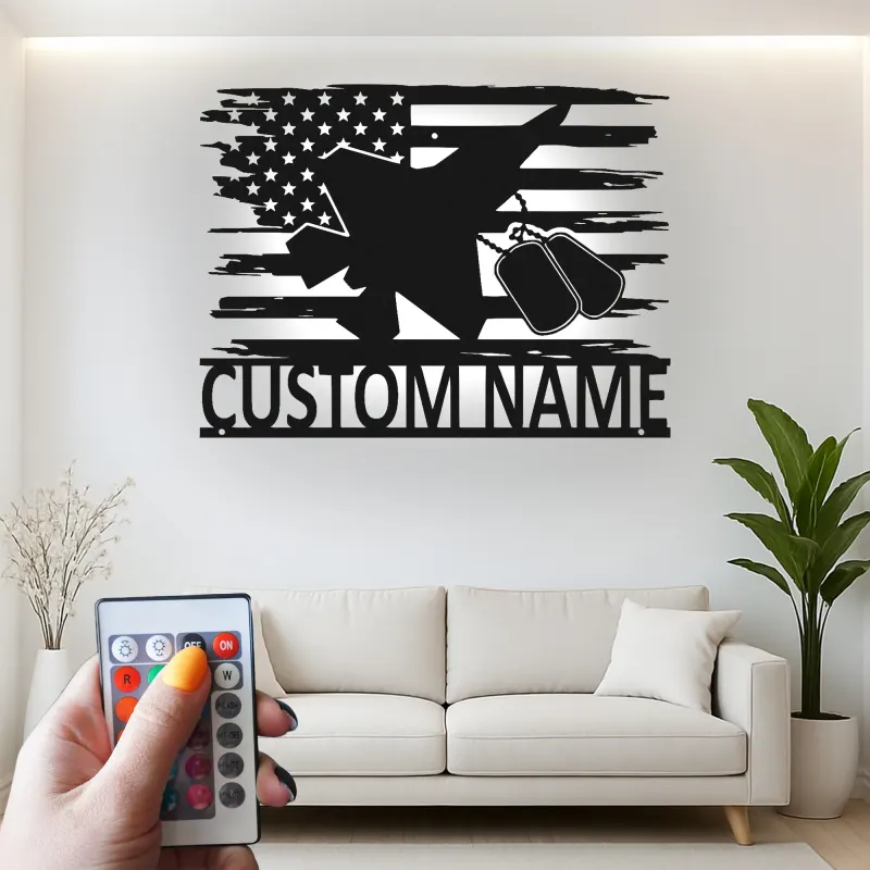 Insegna in metallo personalizzata per jet militare | Arte murale LED personalizzata | Regalo patriottico per veterani e decorazione con bandiera americana