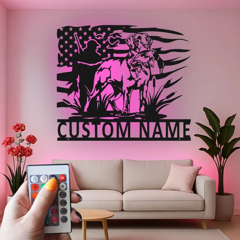 Insegna LED Personalizzata con Cacciatore e Cane da Caccia | Arte Personalizzata con Labrador Retriever | Regalo Patriottico per Cacciatori | Decorazione con Bandiera Americana