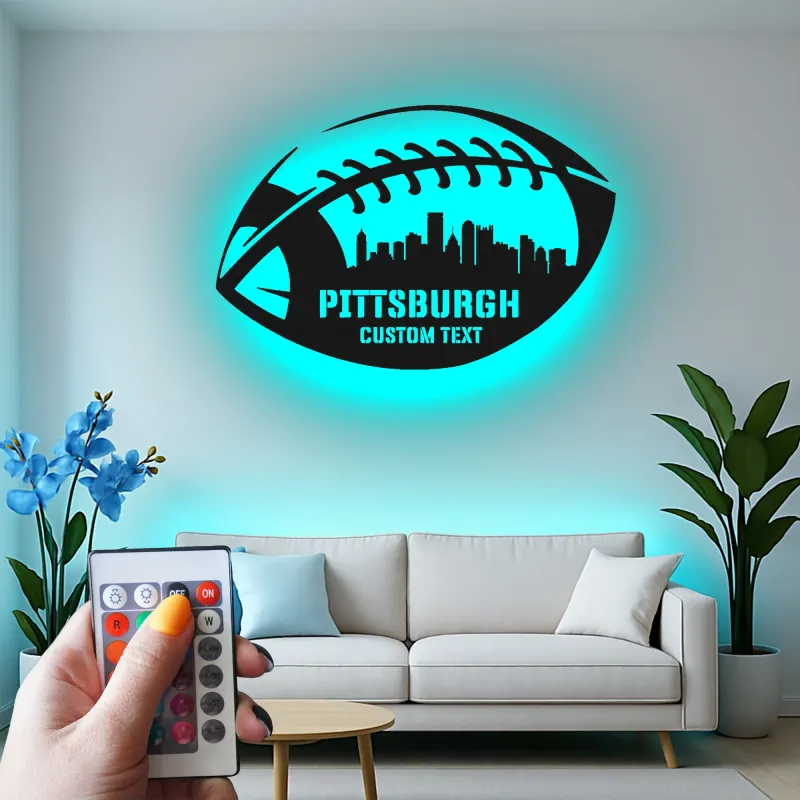 Décoration murale en métal football personnalisée | Enseigne LED personnalisée avec skyline de ville pour salle de jeux | Cadeau pour fan de sport